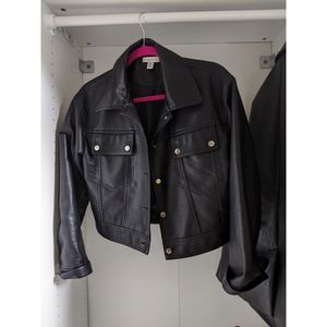 Cropped leather jacket